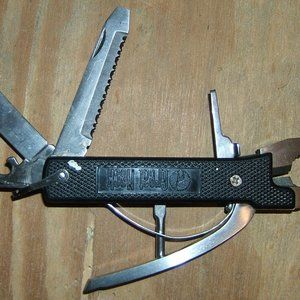 Great Neck Heavy Duty Multi Tool 6" Pliers, Knives, Phillip Screwdriver, Bottle